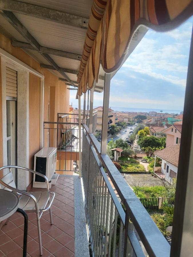 Villa Rosa Loano Exterior foto